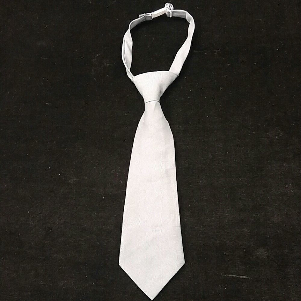 BOY'S PRE MADE WINDSOR TIE BY PEANUT BUTTER